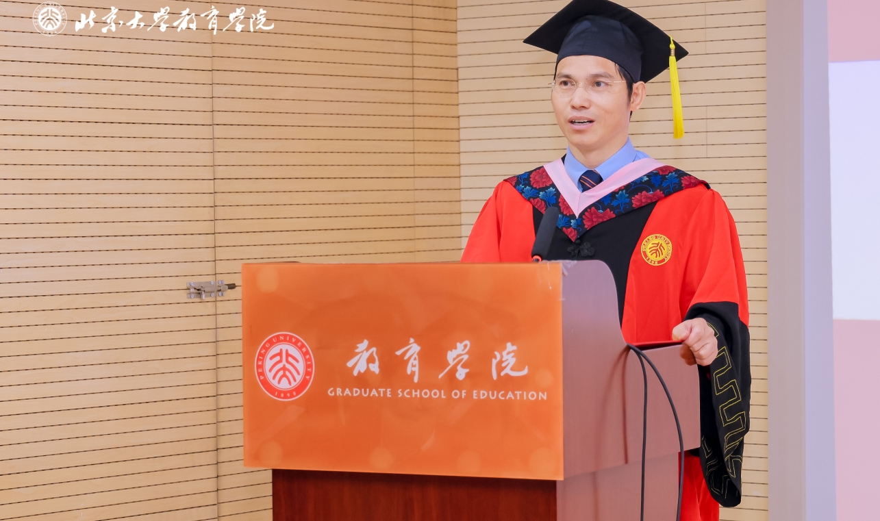 H:/学院新闻-WXP/新闻稿/毕业典礼/25年毕业典礼/院长发言.jpg院长发言